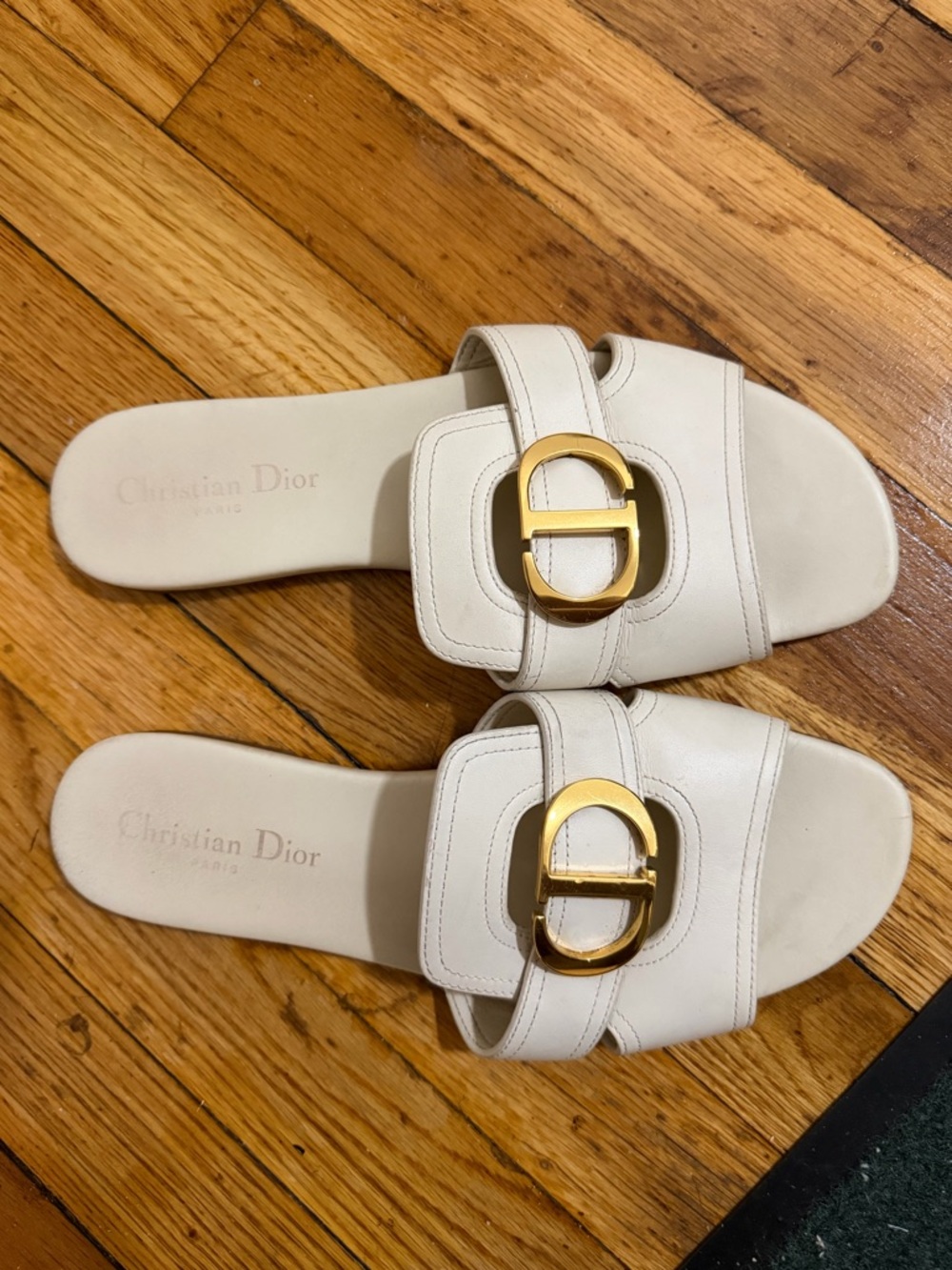 DIOR Montaigne Mule in Calfskin off white size 8.5 - Picture 7 of 7